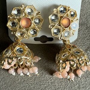 Elegant Gold and Pink Dangle kundan Earrings